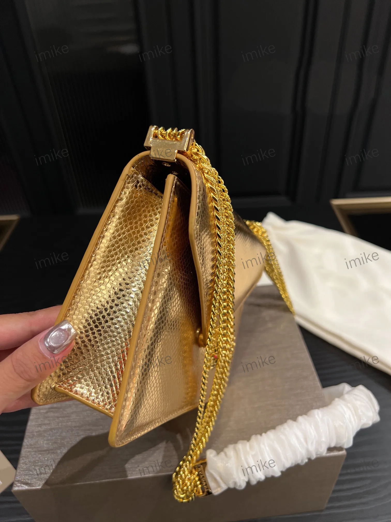 Luxury bag monogram online