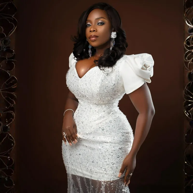 Lace cap sleeve evening gown deals