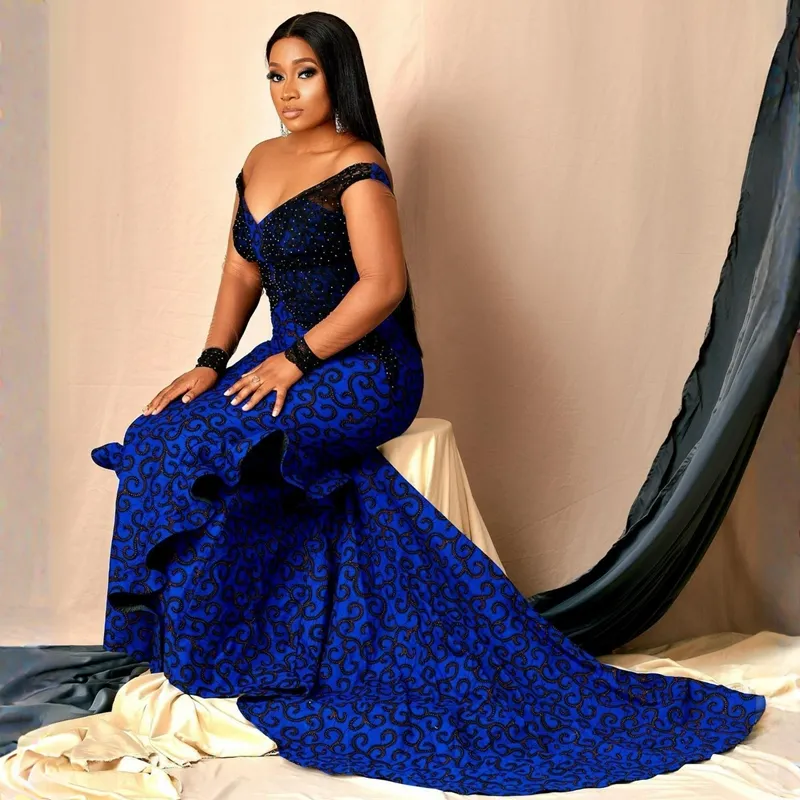 Blue African V Neck African Print Prom Dress With Long Sleeves