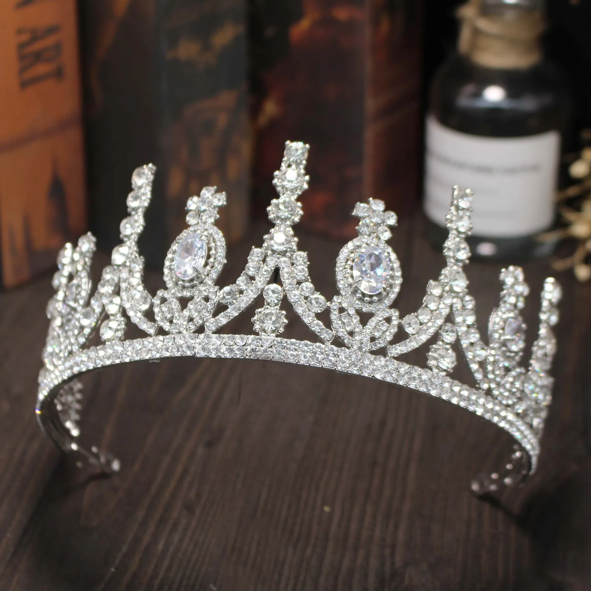 Tiaras wholesale best sale