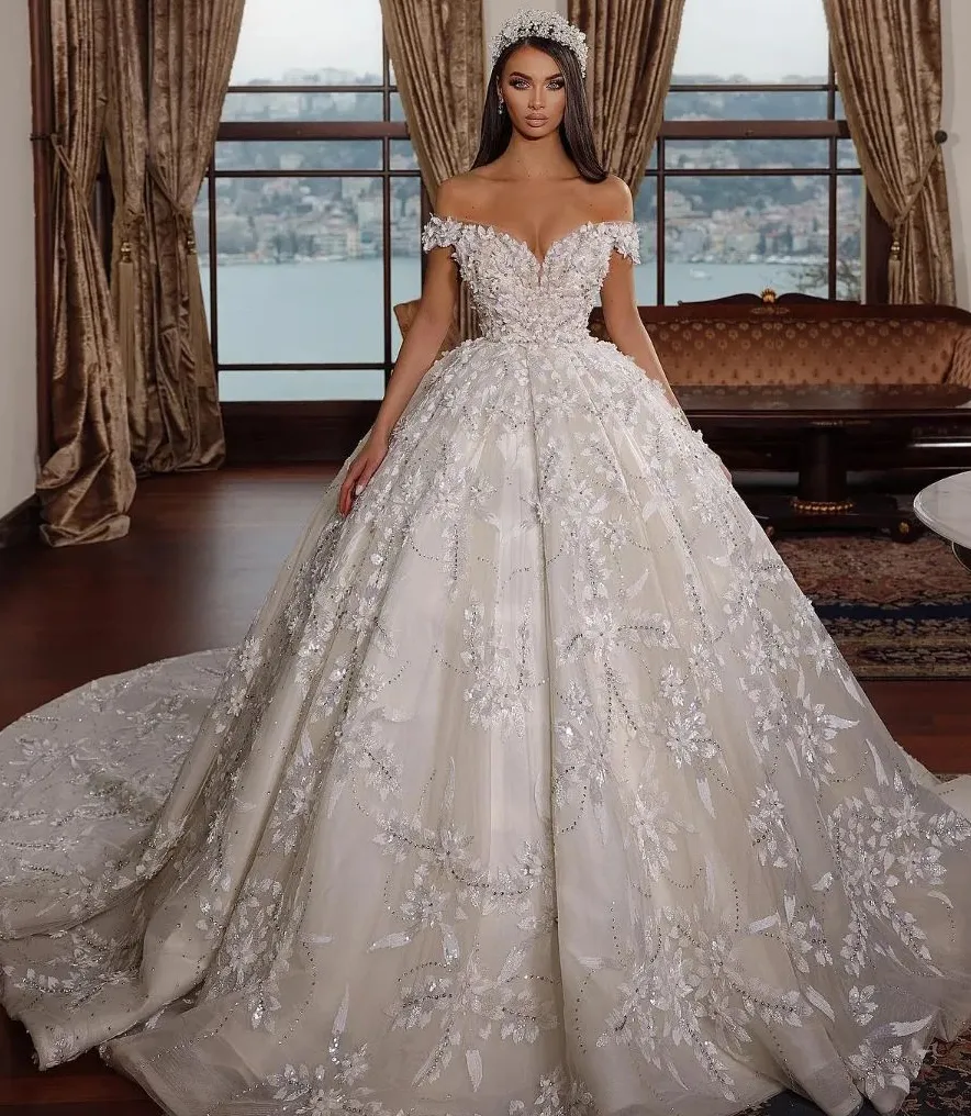 Backless Ball Gown Wedding Dress, Off-the-Shoulder Sweetheart Neckline,  Beaded Applique Chiffon, Sleeveless Chapel Train Bridal Gown for Misses