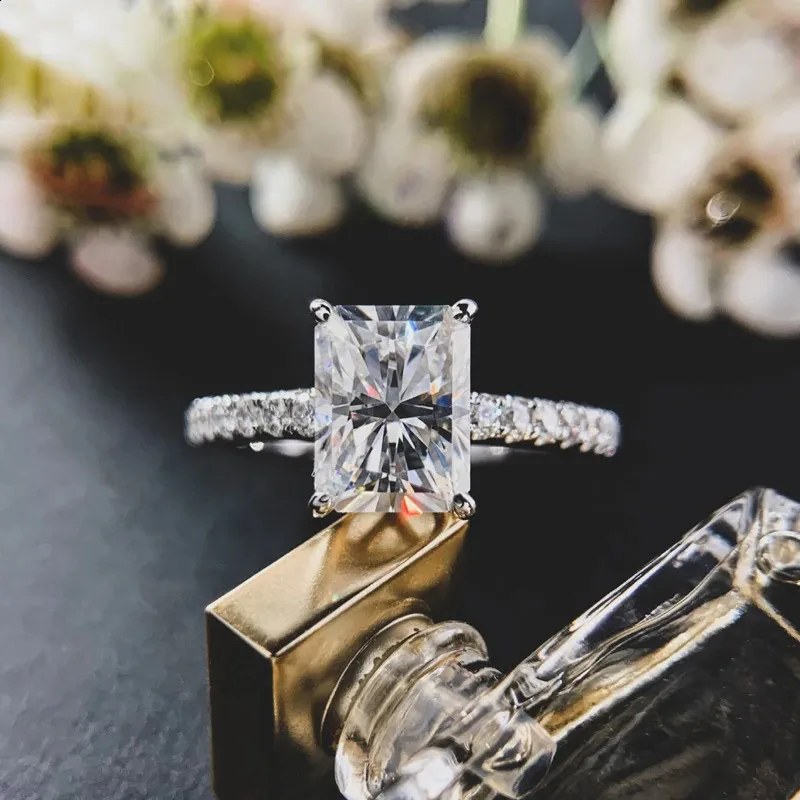 NKHOG 925 Sterling Silver Colorless VVS Diamond Square NKHOG 925 Sterling Silver Colorless VVS Diamond Square