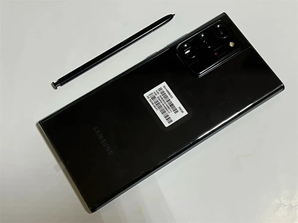 High Performance Unlocked Mobile Device With Advanced Camera