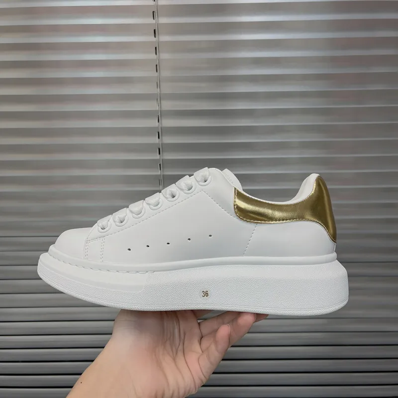 Witte designer online sneakers