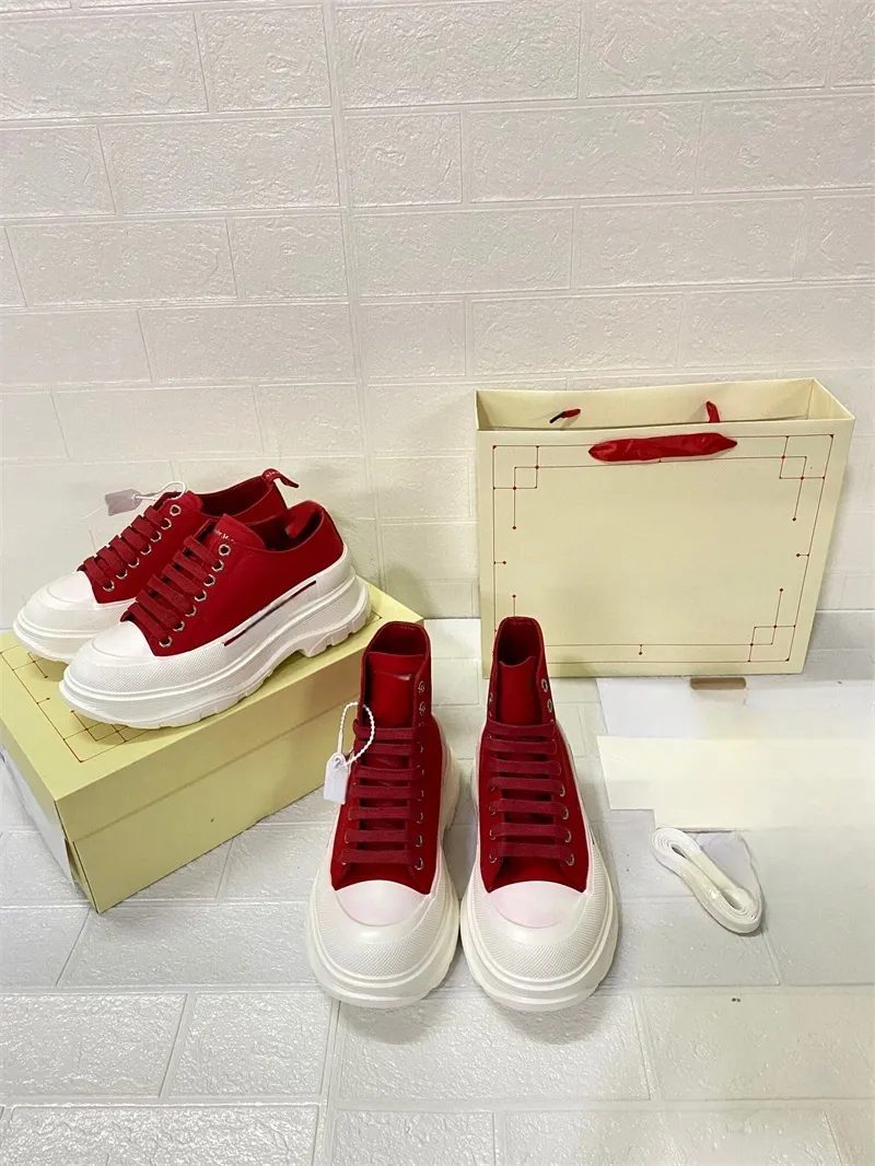 M*s様 ALEXANDER McQUEEN Tread Lace Up Boo Alexander McQueen Tread Lace-Up Combat Leather Boot Black