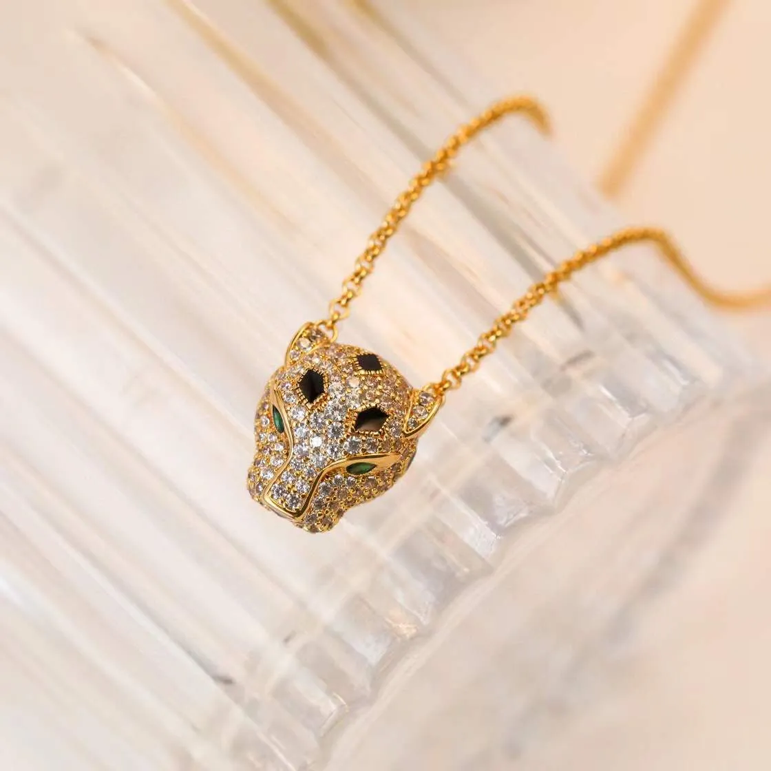 ゴールドメッキ パンサーネックレス