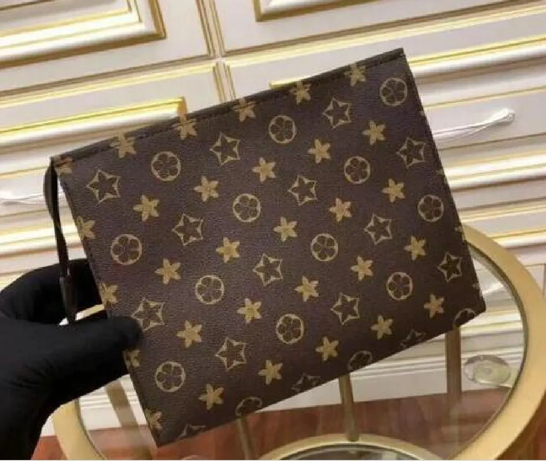 Pochette shop firmate scontate