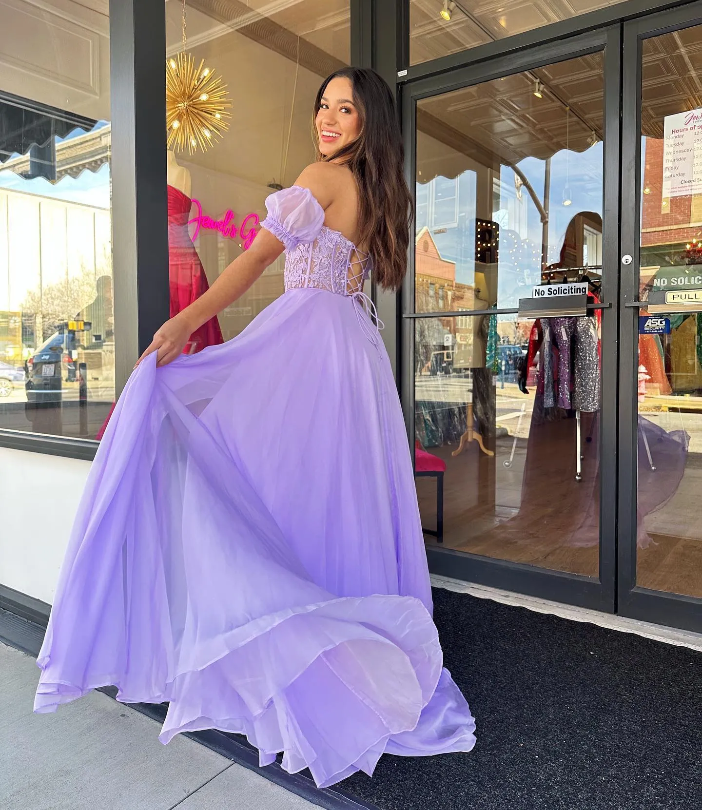 Chiffon Lilac Prom Dress Long With Detachable Balloon Puff Sleeves Lace Corset Top A Line Slit And Periwinkle Lilac Royal Perfect For Winter Formal Events Pageants Red Carpet Parties Or Red Carnivals