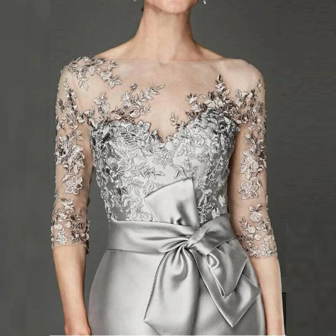Short silver mother of the bride dresses top
