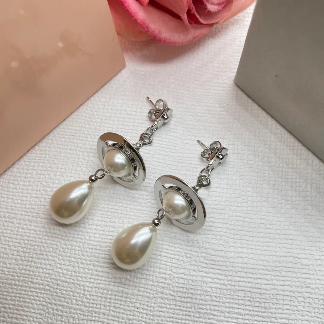 Natural Freshwater Pearl Crown Castle Ear Small Pearl Stud Earrings 14k  Gold Plated, White Lady/Girl Wedding Fashion Jewelry From Charm_girls,  $7.05 | DHgate.Com