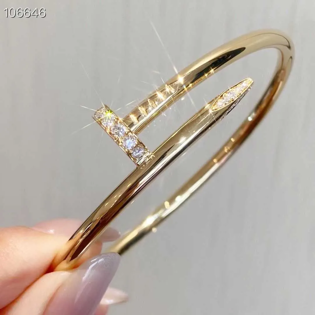 JUSTE UN CLOU Designer Nail Bracelet For Women Titanium Steel Paved Round  Silver Gold Female Luxury Bracelets & Bangle 3dCartie From W0043,  $20.31 | DHgate.Com