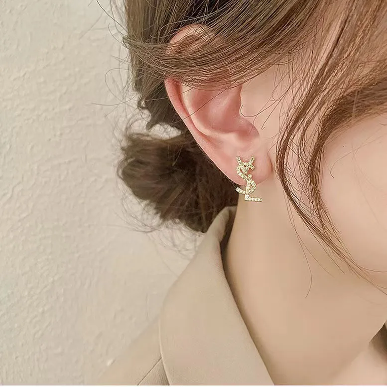 Simple designer earrings deals