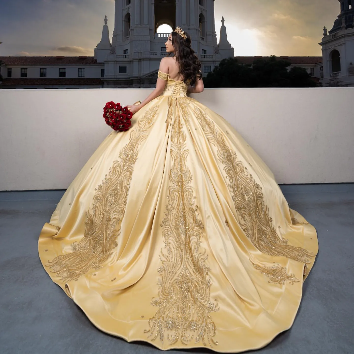 Nuovi Abiti Dorati Quinceanera 2023 Abiti Da Ballo Principessa