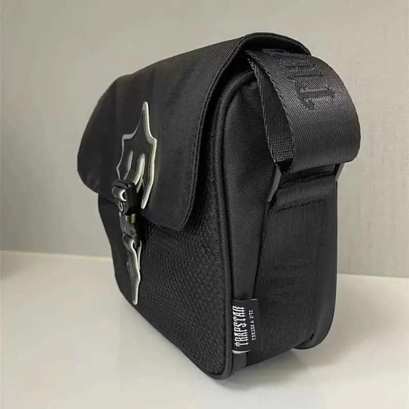 DHgate.com:Trapstar IRONGATE T Messenger Crossbody Bag