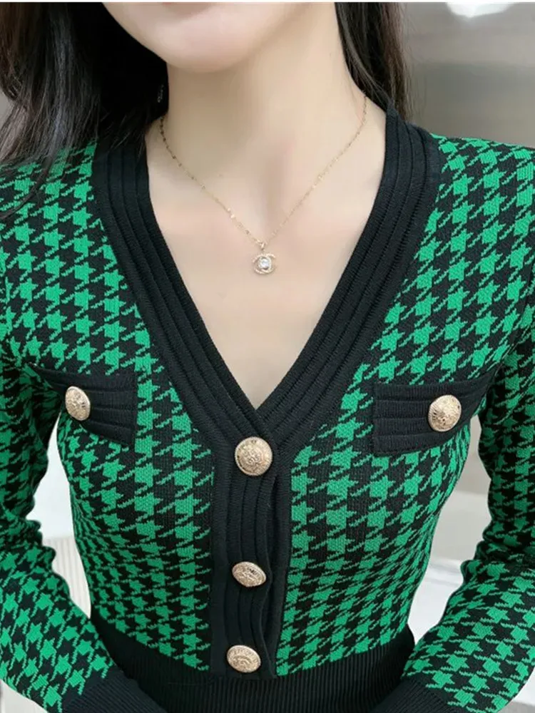 Basic Casual Dresses Women's Sexy V-Neck Knitted Sweater Dress New Autumn/Winter Korean Long Sleeve Slim Temperament Houndstooth Dresses 2024