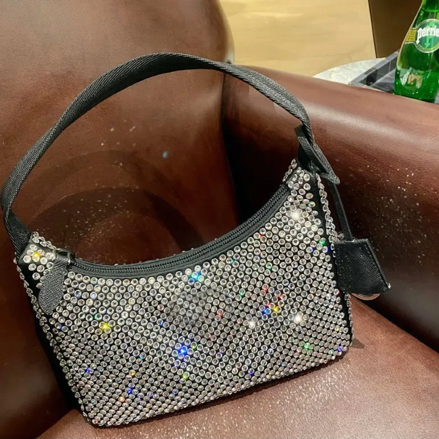 Diamond Rhinestone Canvas Shoulder Bag for Women Small Hobo Crossbody Bag with Chain Purse 2024 Vintage Designer Style Light Blue