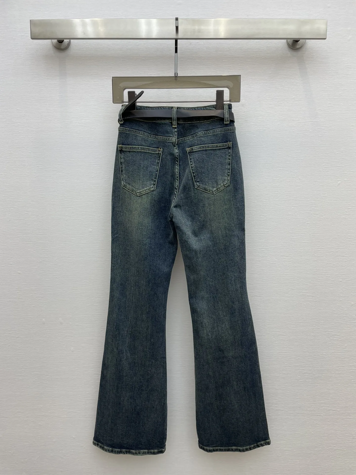 Embroidered jean capris new arrivals