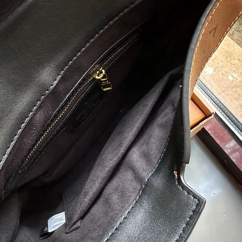 DHgate.com:French Designer Classic Twinny Crossbody Bag