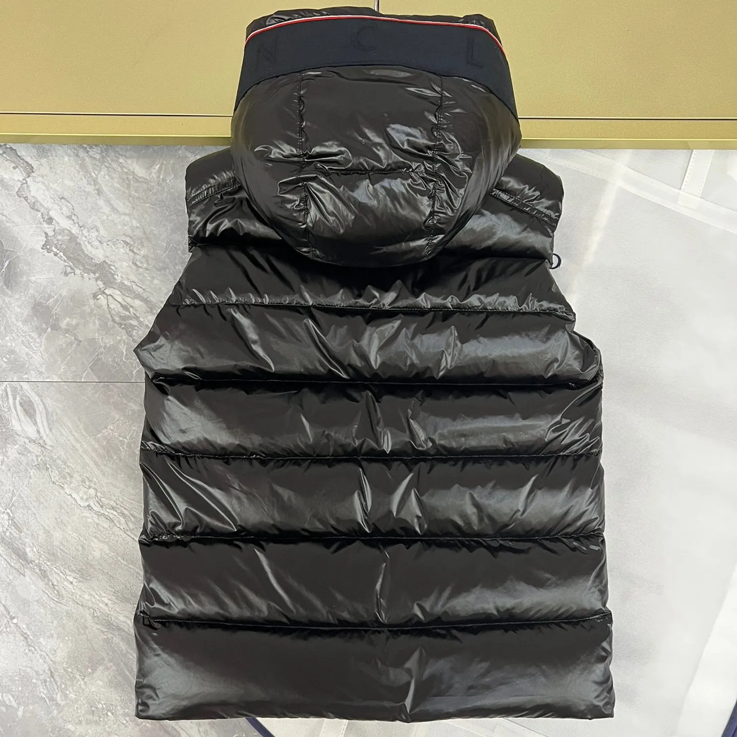 Moncler jas bodywarmer hot sale