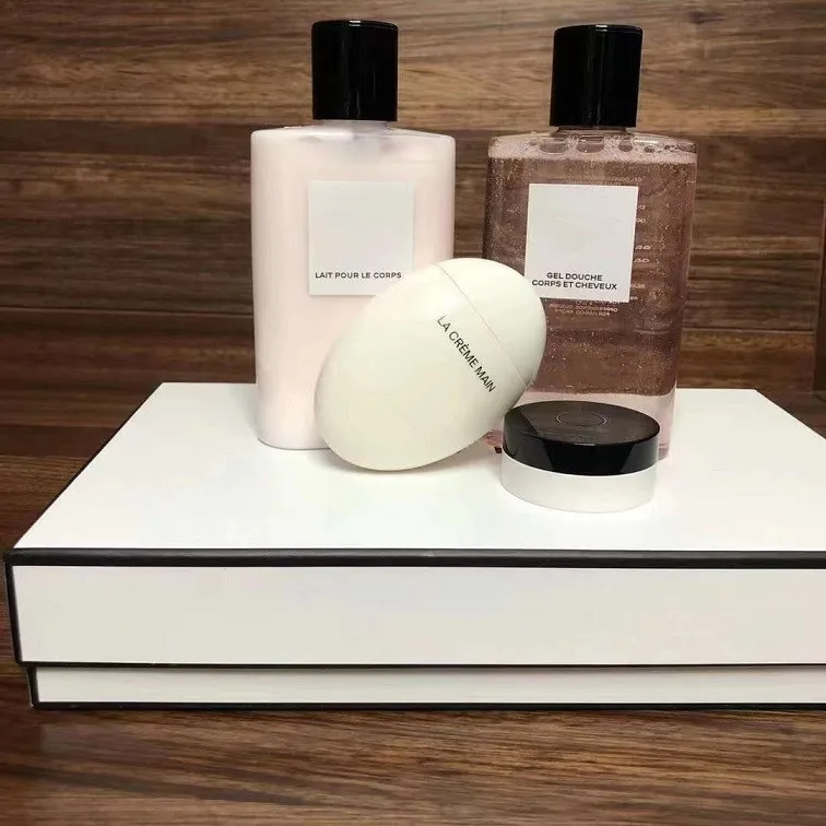 chanel hand and lip care set