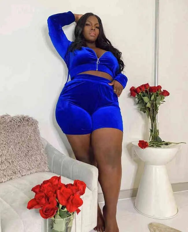 Velvet shorts plus size 2025