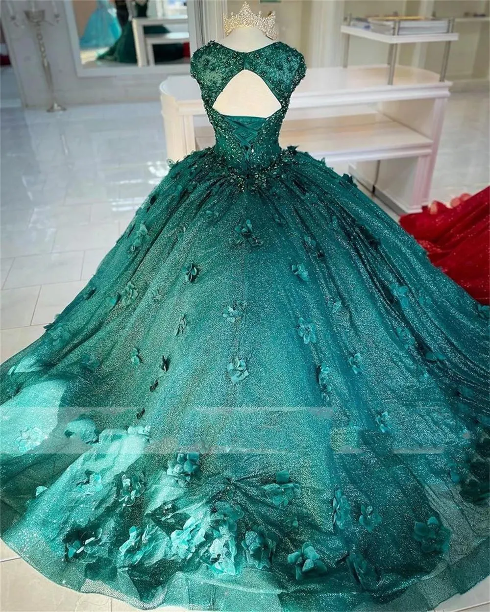 2022 Sexy Vintage Teal Quinceanera Dresses Sequined Lace Hunter Green Cap Sleeves Crystal Beads Hand Made Flowers Corset Back Sweet 16 Party Prom Dress Evening Gowns