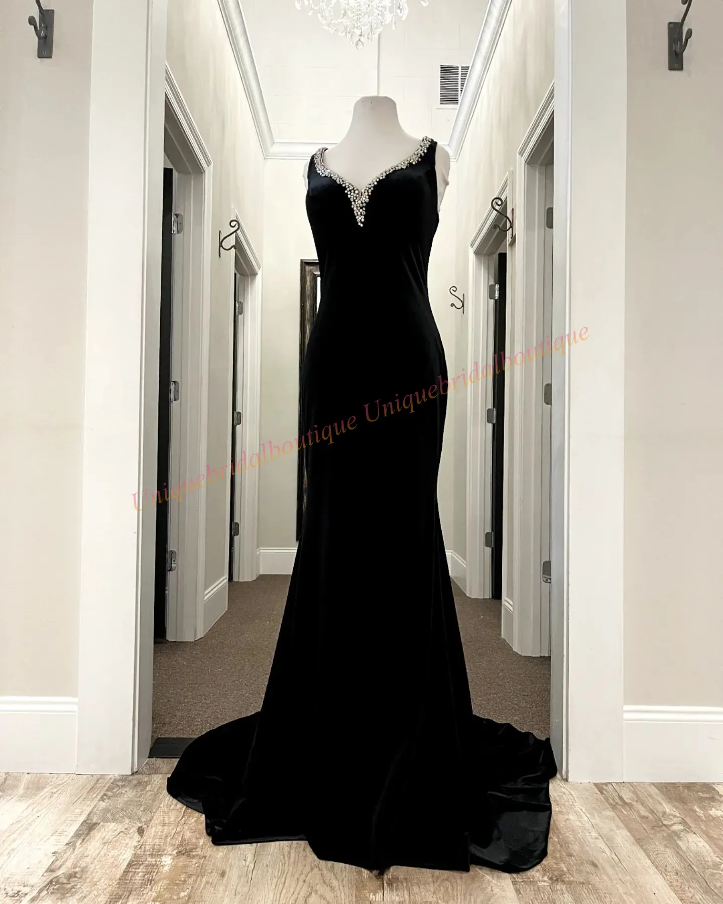 Sexy Deep V-Neck Mermaid Velvet Fancy Long Prom Dresses Sexy Deep V-Neck Mermaid Velvet Fancy Long Prom Dresses