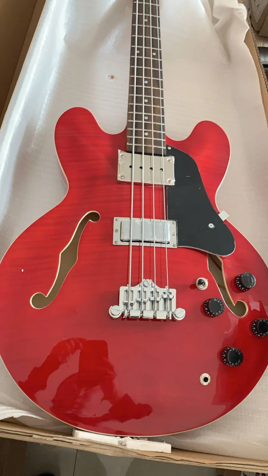 Customizable 4 String Jazz Bass Guitar from China Quality Craftsmanship with Optional Color Variations
