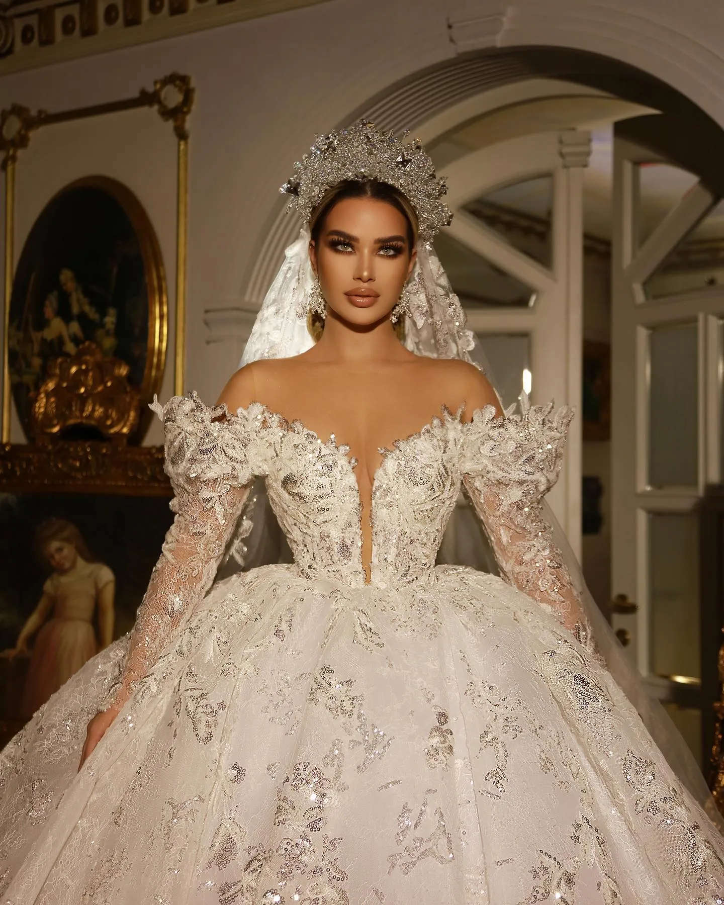 Plus Size Floor-Length Ruffles Ball Gown Wedding Dress Plus Size Floor-Length Ruffles Ball Gown Wedding Dress