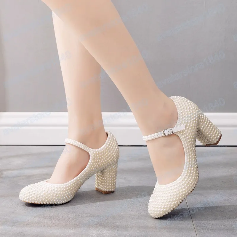 Scarpe bianche con tacco hotsell e plateau