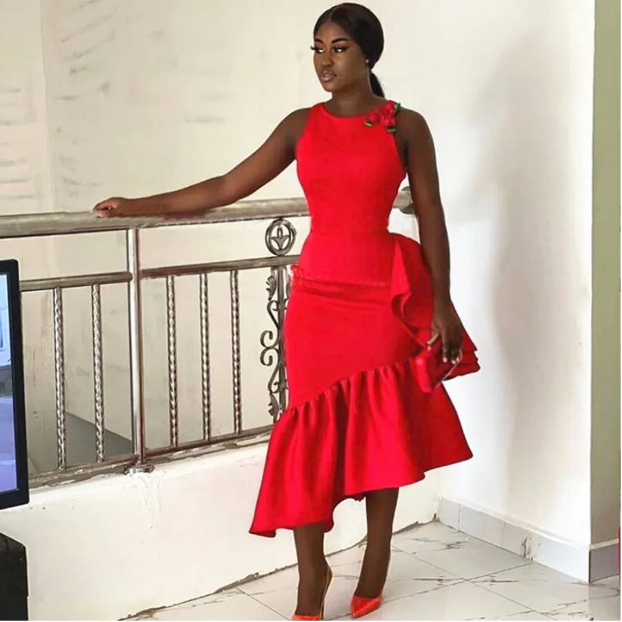 Asymmetric top bridesmaid dress