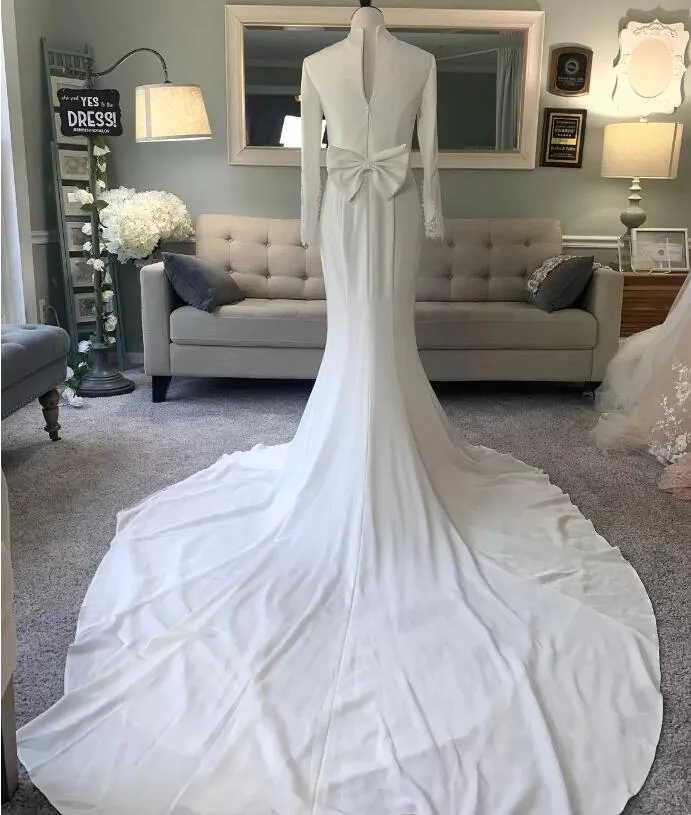 chinese dress ladies Ivory Strapless Sweetheart Crepe Mermaid Wedding Dress – MN145 – Viniodress main image 0