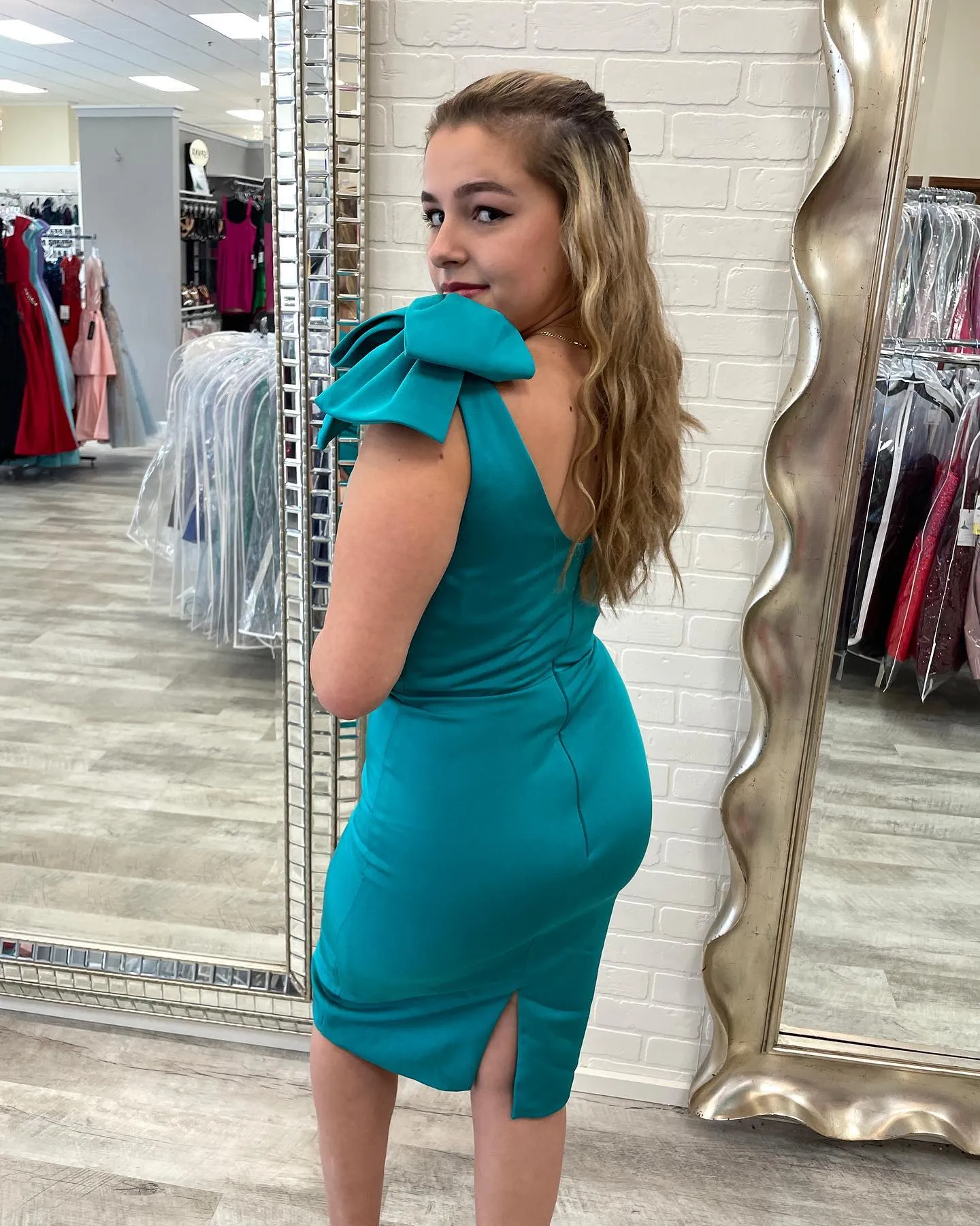 Misses top sheath dresses