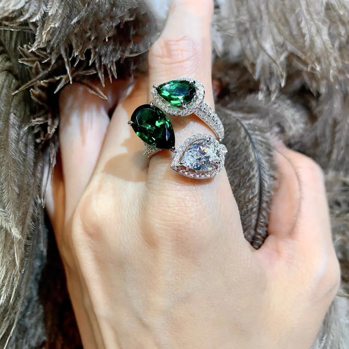 Buy SOHI Gold-Plated Black Stone-Studded Designer Finger Ring Online