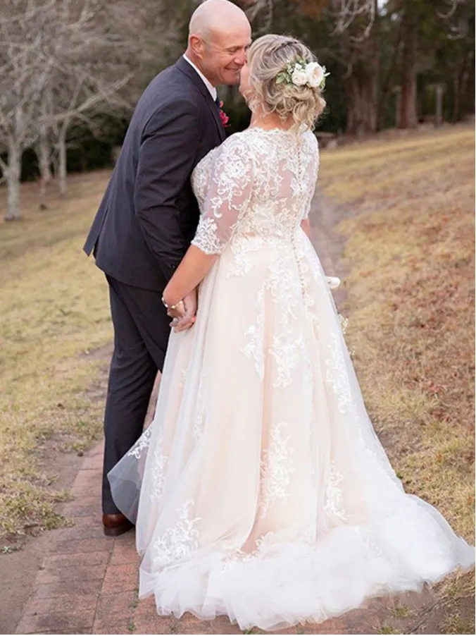 Bohemian Lace Plus Size Wedding Dress With Half Sleeves Scoop Neckline And A Line Silhouette Perfect For Garden Weddings And Wedding Gowns With Sleeves From Meetyy 75.4 DHgate.Com