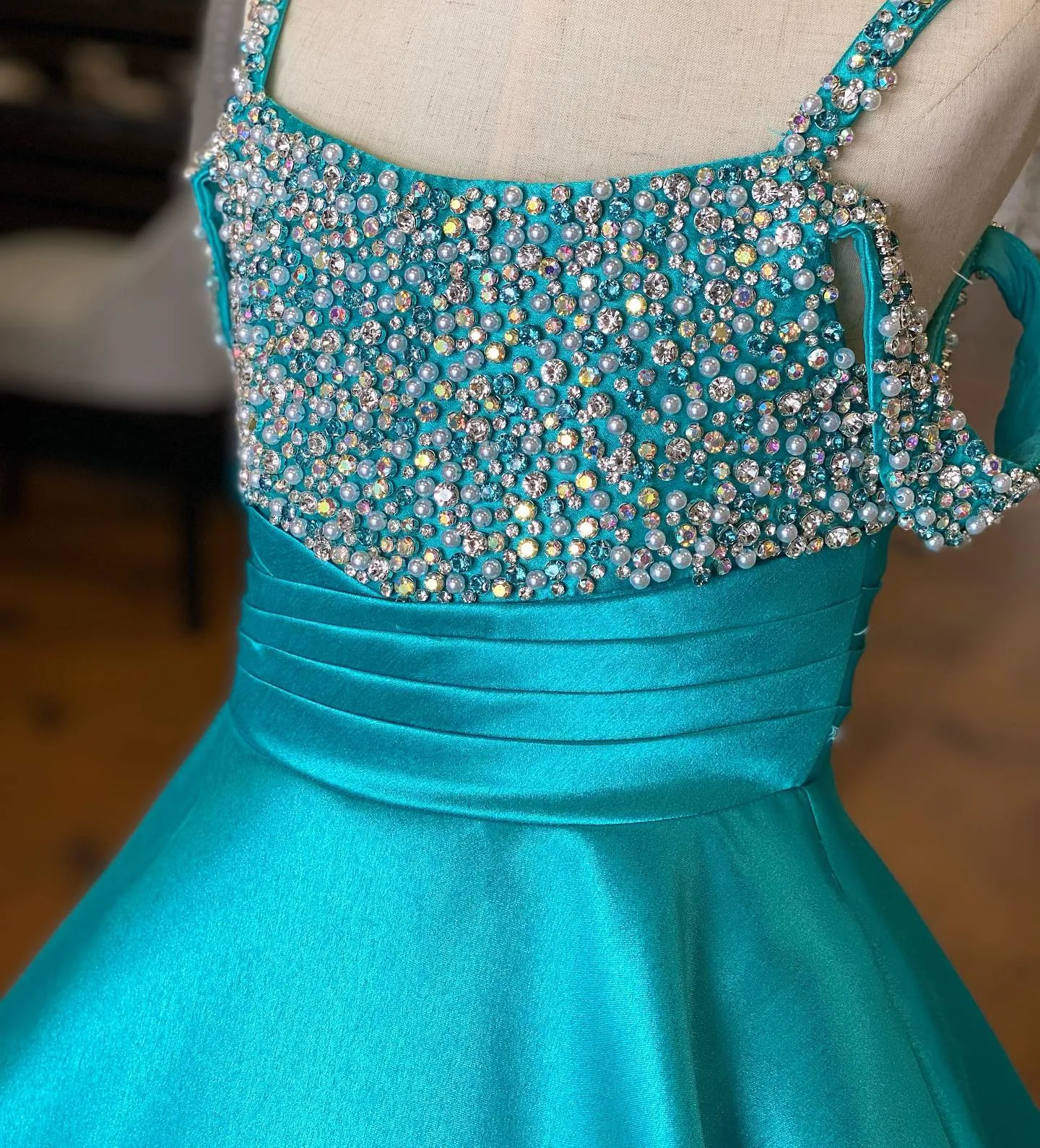 Jade Little Girl Pageant Dress 2023, Crystals Pearls Satin A-Line Children's Birthday Formal Party Wear Gowns Infant Toddler Teens Preteens Tiny Young Jade Little Girl Pageant Dress 2023, Crystals Pearls Satin A-Line Children's Birthday Formal Party Wear Gowns Infant Toddler Teens Preteens Tiny Young