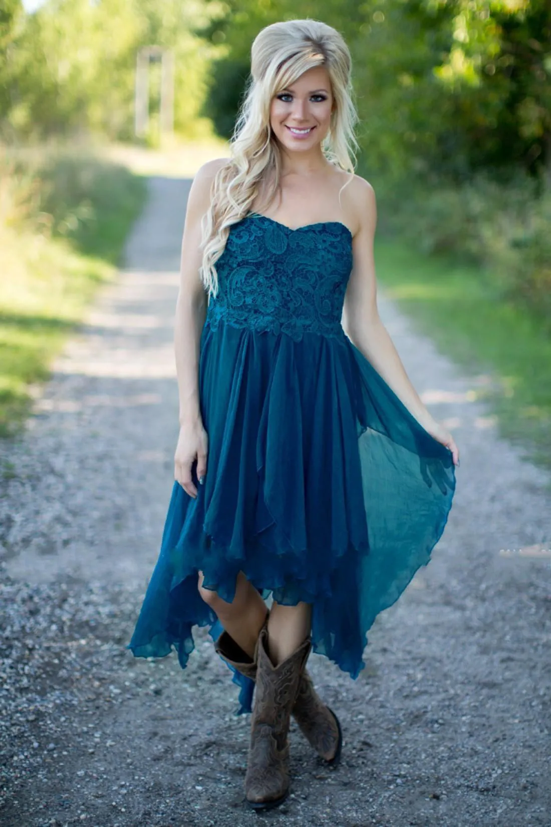 Country Chic: Teal Chiffon Teal bridesmaid dresses short with Lace Ruffles for Weddings, Parties, and Maid Honor - Affordable and Elegant Country Chic: Teal Chiffon Teal bridesmaid dresses short with Lace Ruffles for Weddings, Parties, and Maid Honor - Affordable and Elegant