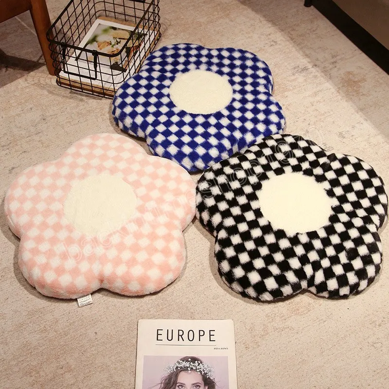 Kawaii Soft Chessboard Flower Zuoshini Flower Plush Pillow 45cm For