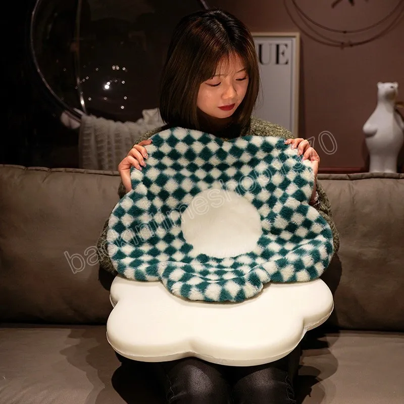 Kawaii Soft Chessboard Flower Zuoshini Flower Plush Pillow 45cm For