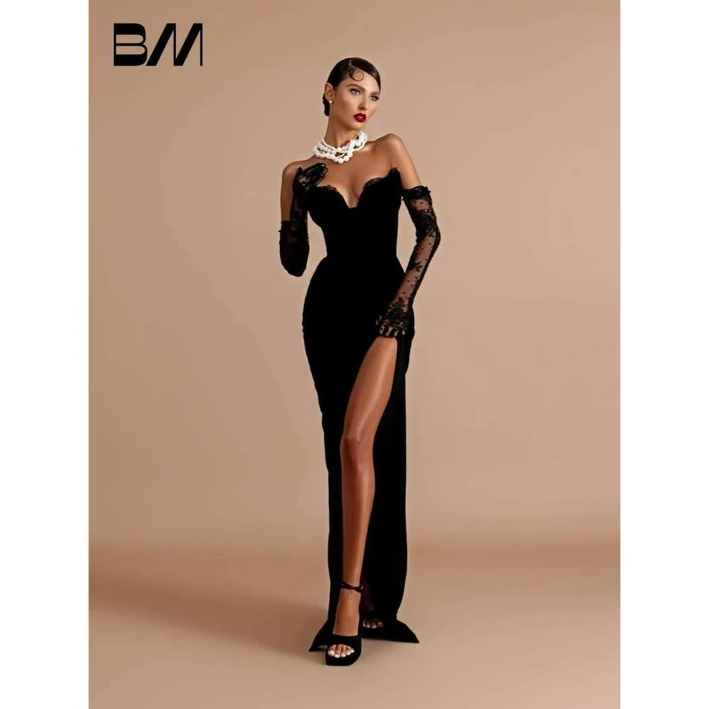 Cute Black Velvet Evening Sexy Female Sweetheart Neck... From Babynice888,  $128.95 | DHgate.Com