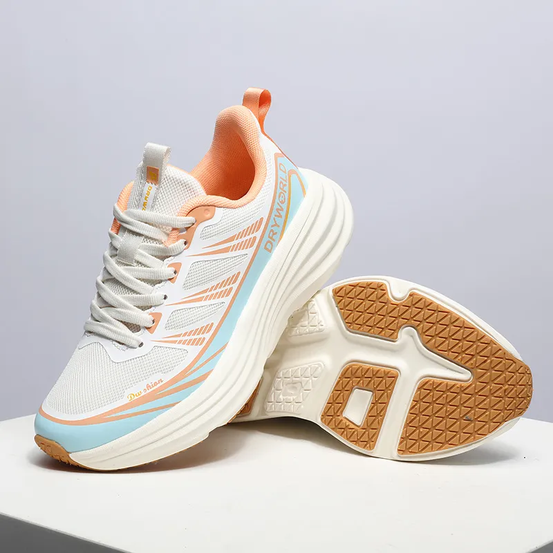 new Free Shipping Designer Running Shoes High Quality Outdoor Trainer Casual Height Increasing Classic Sport Shoes For_desvips.com