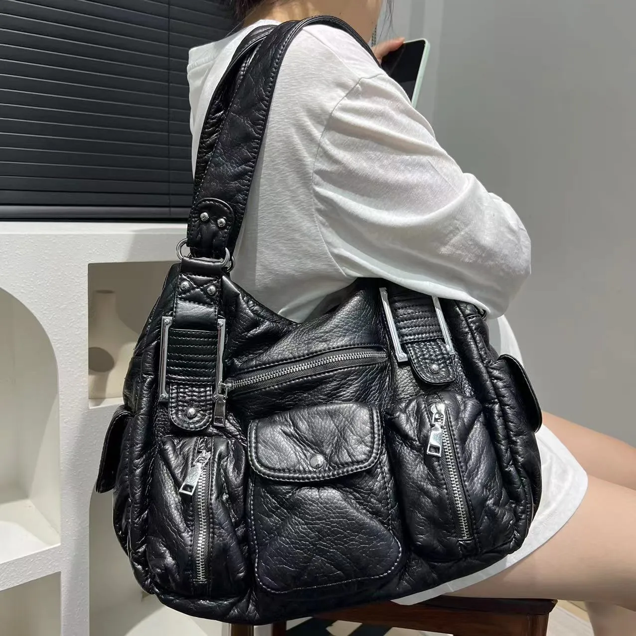 Trendy Womens Multi Pocket Crossbody Bag Y2K Style Large Capacity