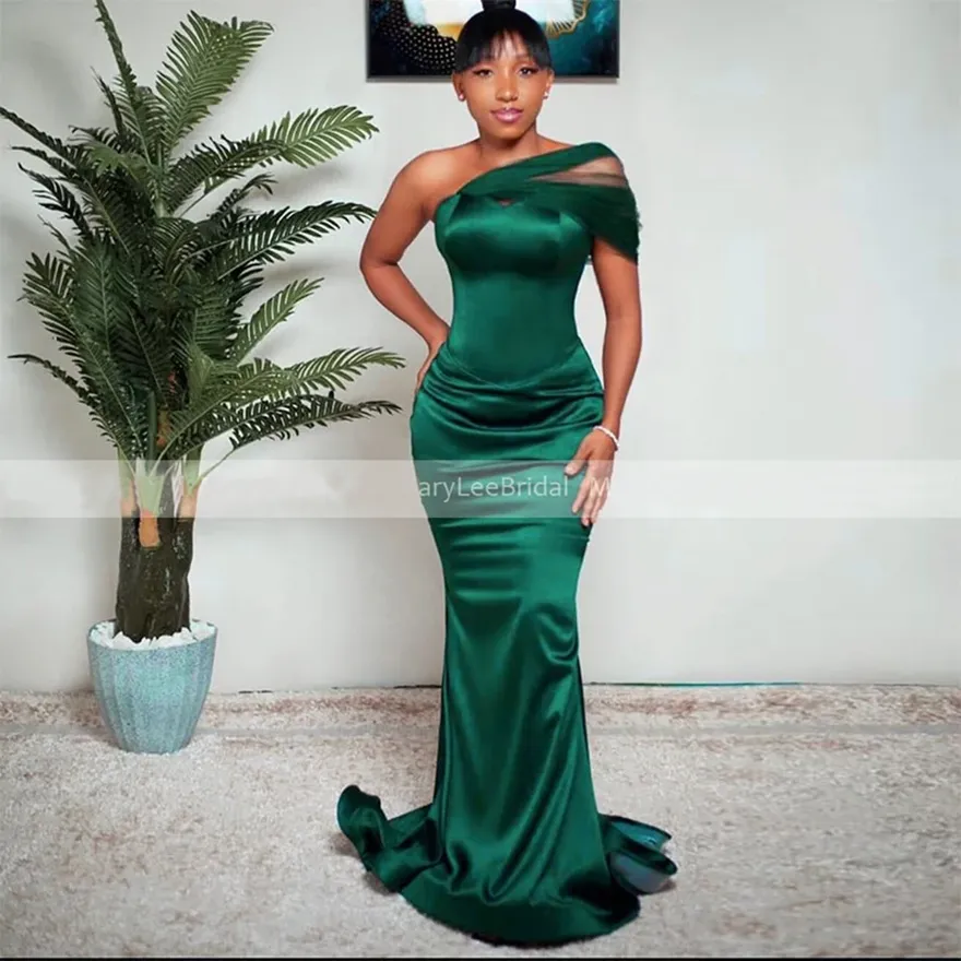 Crystal Peach One Shoulder Mermaid Turquoise Bridesmaid Dresses - Floor Length Plus Size Maid of Honor Gown for Wedding Party