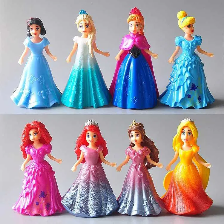 disney princess changeable dresses Disney princess 6 doll gift set with interchangeable dresses for Sale in Fort Lauderdale, FL