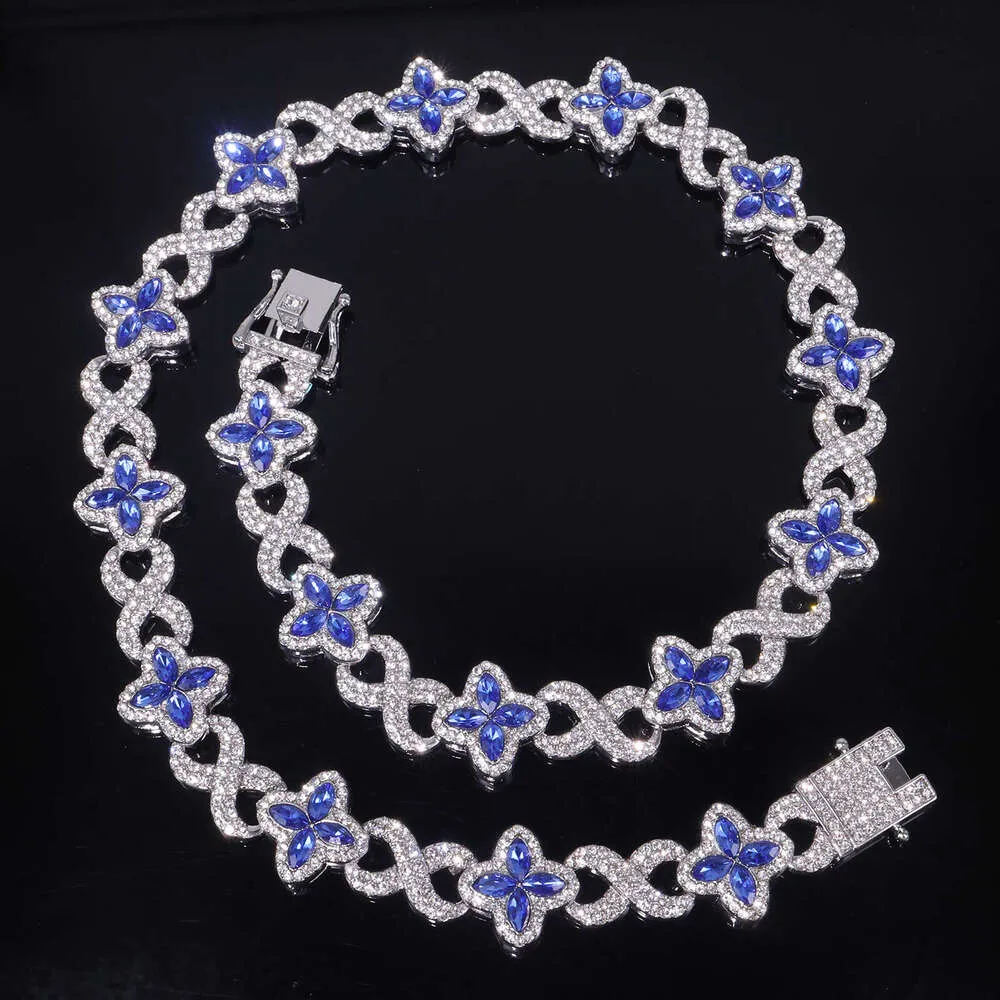 Four-Pointed Star Set Designer Necklace With Colored Diamonds Unique Four-Leaf Clover Design_voghion.com