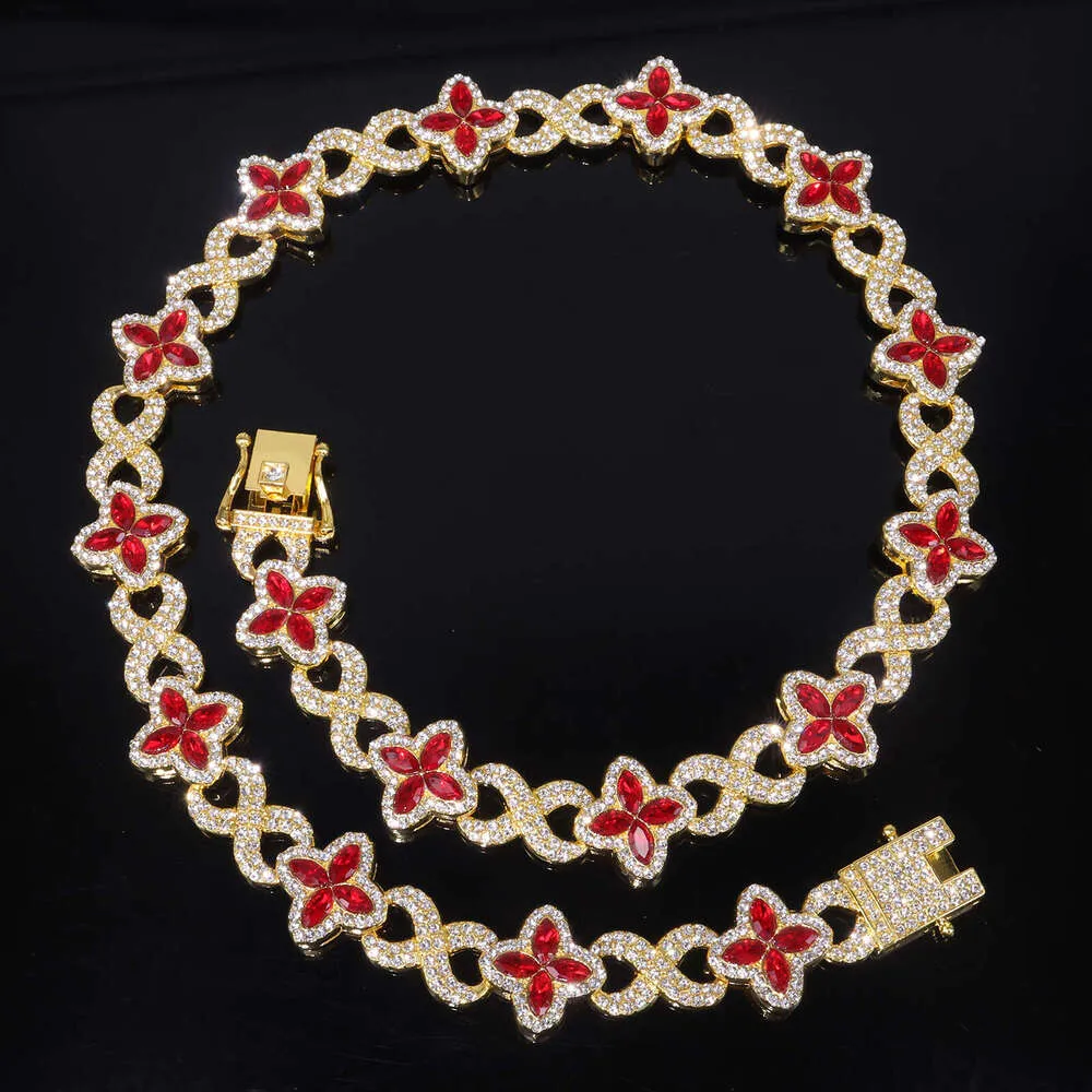 Four-Pointed Star Set Designer Necklace With Colored Diamonds Unique Four-Leaf Clover Design_voghion.com