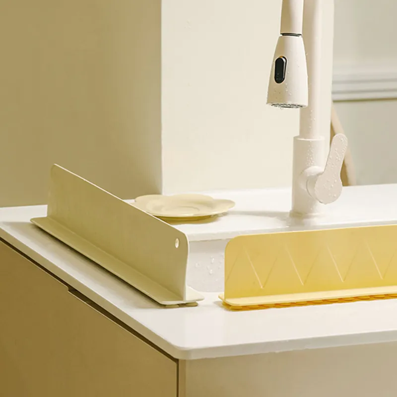 Silicone Sink Splash Guard With Suction Cup Anti-Splash Barrier For Kitchen Basin Waterproof Splatter Stopper Board