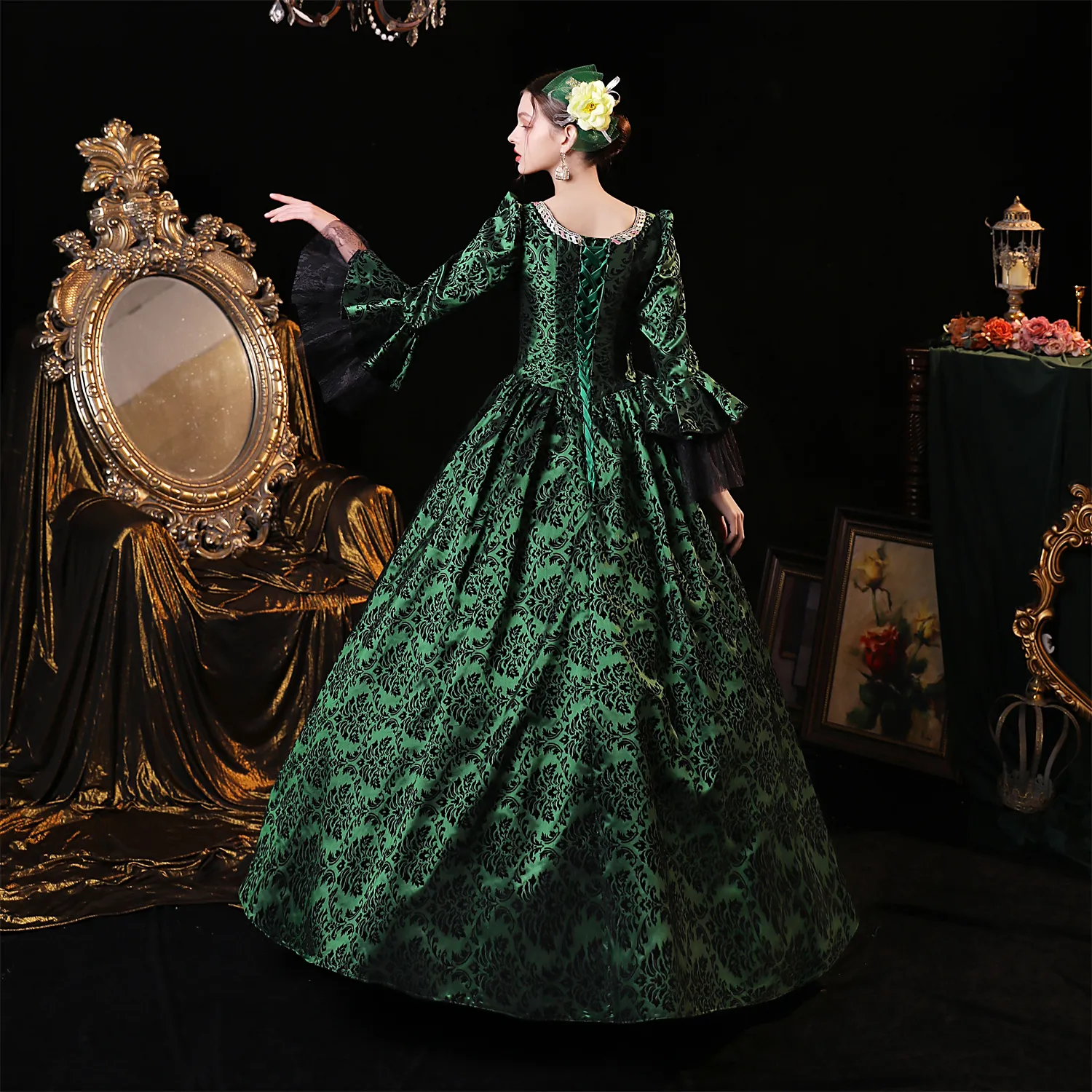 green emerald velvet dress Marie-Antoinette Dress – Atelier Domitille Georget