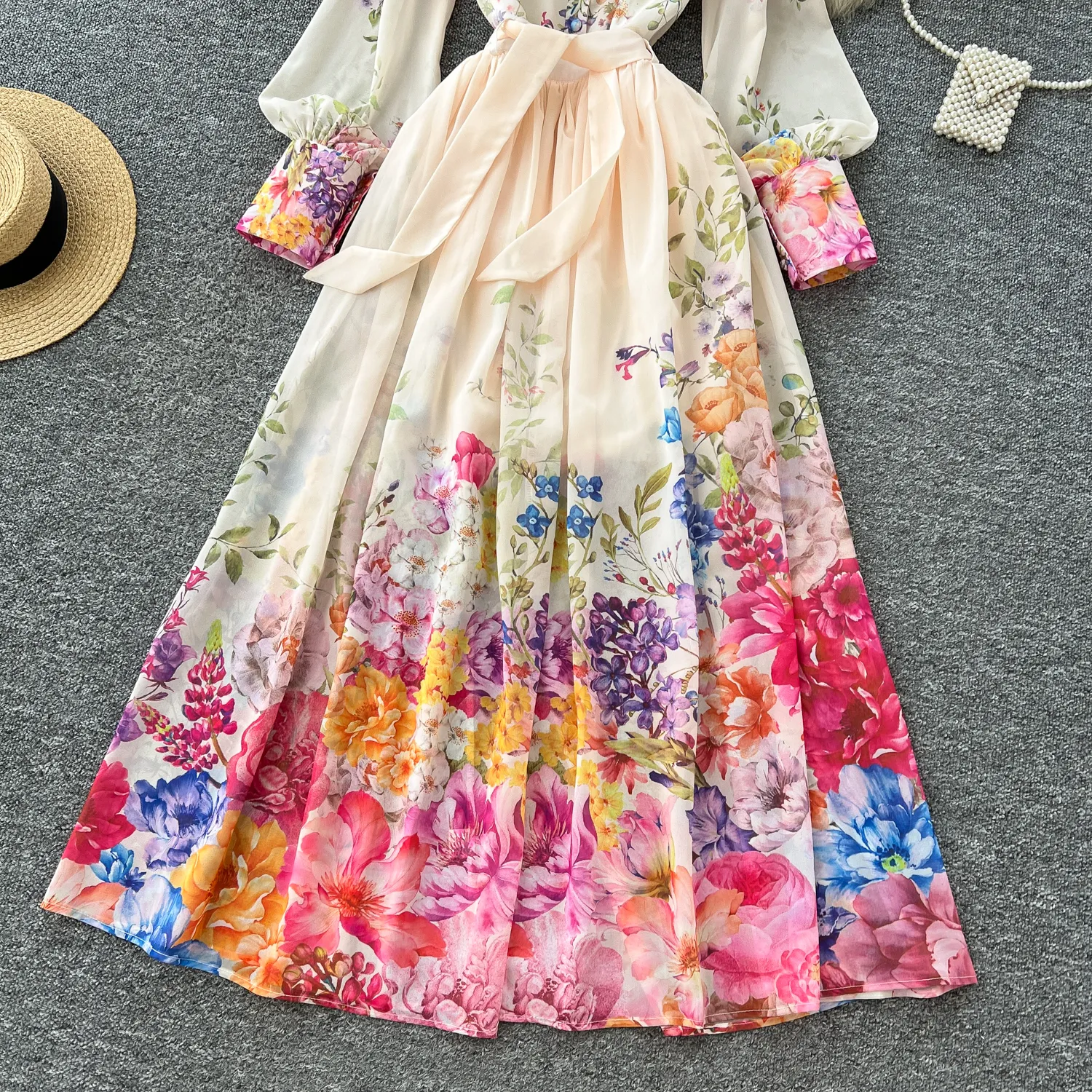 green emerald velvet dress Two-Piece Lace Top Crepe Skirt Wedding Dress main image 1