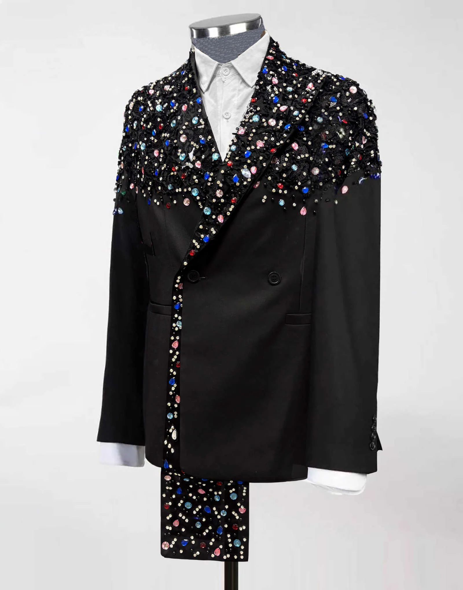 Tuxedo De Casamento Preto Elegante: Jaqueta Única Com Lantejoulas De  Cristal Cintilante Para Noivo Ou Festa De Meetwedding, $637,24 | DHgate, image size:1600x2040